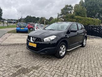 krockskadad bil auto Nissan Qashqai 1.6 Visia 2010/12