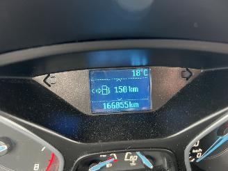 Ford Focus 1.0 EcoBoost Lease Trend motor kapot picture 22