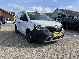 krockskadad bil bedrijf Renault Kangoo 1.5 DCI 75 Luxe L1  76.100 km!! 2022/4