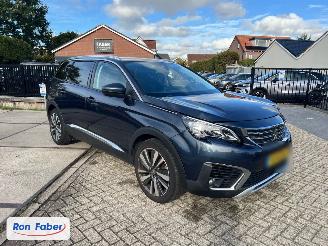 Damaged car Peugeot 5008 1.2 PureTech Allure 7p 2018/12