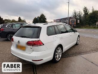 Volkswagen Golf 1.4 TSI Highline Business R picture 9