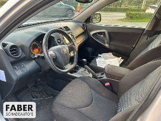Toyota Rav-4 2.0 VVTi Executive Business picture 18