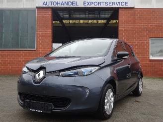 Schadeauto Renault Zoé Life Elektro, Navi, Airco, Cruise control, PDC 2019/7