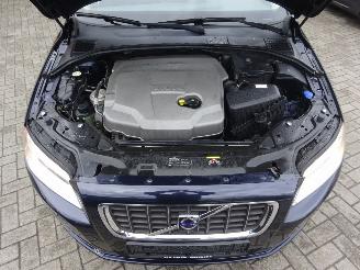 Volvo V-70 2.0D Limited Edition 136pk, Navi, Leer, Climate & Cruise control picture 25