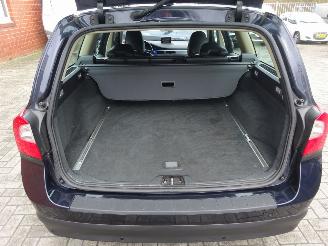 Volvo V-70 2.0D Limited Edition 136pk, Navi, Leer, Climate & Cruise control picture 9