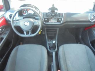 Volkswagen Up! 1.0i BMT Move Up! , Airco, Lane assist, el.pakket picture 10