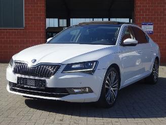Skoda Superb 2.0 TDI Ambition Business, Panorama, Navi, DAB+, Climate & Cruise picture 2