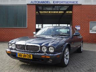  Jaguar XJR 4.0 V8 Supercharged 363pk, Leer, Climate & Cruise 2002/4