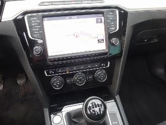 Volkswagen Passat Variant 1.6 TDI Highline, Panorama, Leer/alca, DAB+, Navi, 3 zone Airco picture 15