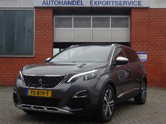 Vaurioauto  passenger cars Peugeot 5008 GT 132kw Autom., 7 pers., Panorama, Vol leer, Massage, DiGi, 2017/5