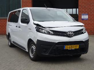 Voiture accidenté Toyota ProAce Long Extra Range Cool 75 kWh 100kw Electric, 9 persoons, Airco, Navi, Cruise 2023/1