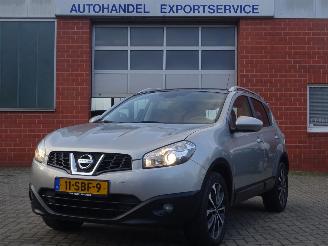 Damaged car Nissan Qashqai 2.0 Connect Edition Automaat, Panorama, Navi, Climate & Cruise 2011/9