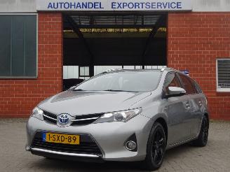 Auto incidentate Toyota Auris Station 1.8i Hybride, Navi, Climate & Cruise, Camera, 2014/1