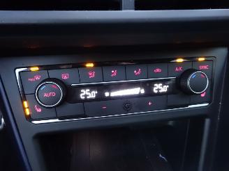 Volkswagen Polo United 1.0 TSI DSG Automaat, Panorama, Beats, DAB+, Climate & Cruise picture 15