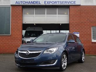 Damaged car Opel Insignia Sports Tourer 1.6 CDTI 100kw, Leer, Navi, Climate & Cruise 2015/9