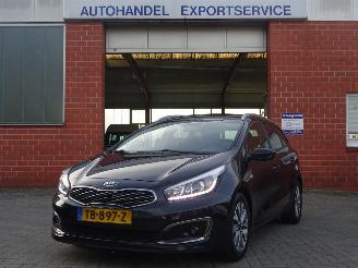 uszkodzony samochody osobowe Kia Ceed Sportswagon 1.0 T-GDi Design Edition, Navi, Cimate & Cruise, Stuurverw. 2018/7