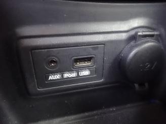 Kia Venga Summer Edition 1.4 CVVT, Panorama, Navi, Leer, Airco, Cruise picture 22