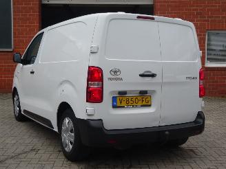 Toyota Proace Compact 1.6 D-4D Cool Comfort, Airco, Cruise, Trekhaak, Schuifdeur picture 5