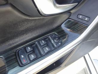 Volvo V-60 2.4 D6 AWD Plug-In Hybrid Summum, Leer, Navi, Climate & cruise picture 14
