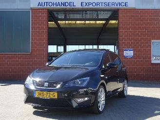 Damaged car Seat Ibiza FR 81kw/110pk, Panorama, Leer/Alcantara, Navi-MMS, Cruise 2017/8