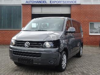 skadebil auto Volkswagen Transporter T5 Caravelle 103kw DSG Autom, 9 persoons,2x  Airco, Cruise 2013/5