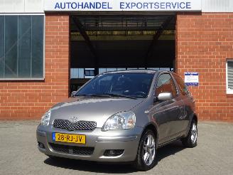 Toyota Yaris 1.3 VVT-i Terra 86pk, Airco, Stuurbekr. 99.000 km ! 2005/4