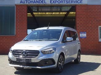Unfallwagen Mercedes Citan T 180-d Progressive Automaat, Leer/alca, Navi, Climate & Cruise, Trekhaak 2022/8