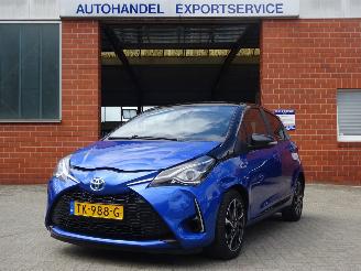 Schadeauto Toyota Yaris 1.5 Hybrid Bi-Tone, Climate & Cruise, Lane assist, Navi 2018/8