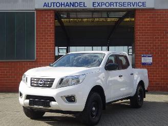 Damaged car Nissan Navara NP300 Acenta Double Cab 4x4, Airco, Cruise 2017/8