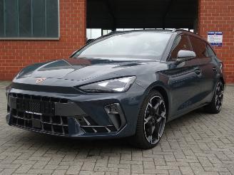 Cupra Leon Sportstourer 1.5 e-Hybrid 200 VZ Extreme picture 2