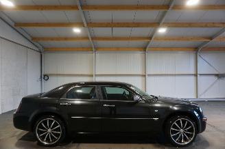 uszkodzony samochody osobowe Chrysler 300 C 2.7V6 142kW Automaat Leder Airco 2006/2