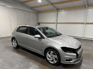 Volkswagen Golf 1.0TSI 63kW Navi Airco Trendline picture 2