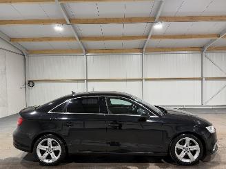 uszkodzony samochody osobowe Audi A3 LIMOUSINE 1.0 TFSI 85kW Sport Pro 2016/9