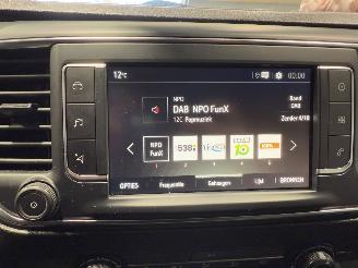 Opel Vivaro 2.0CDTI 90kW L2H1 DC Navi Edition picture 32