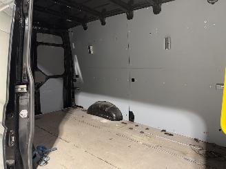 Volkswagen Crafter 36kWh E 100kW Automaat  L3 H3 picture 32