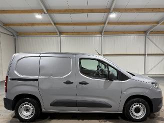 Unfall Kfz Van Toyota Proace CITY 1.2 Turbo 81kW Trekhaak Cool Comfort 2021/3