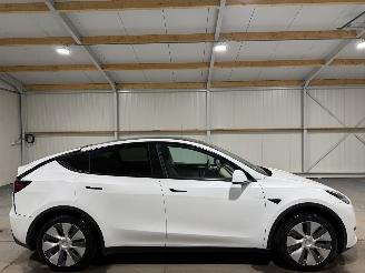 Unfallwagen Tesla Model Y 175kW RWD 58kWh 2023/4