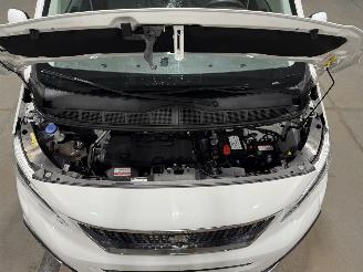 Peugeot Expert 2.0BlueHDI 90kW Premium Pack picture 26