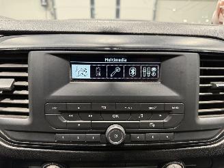 Toyota Proace 2.0D4 106kW DC Cool Long picture 30