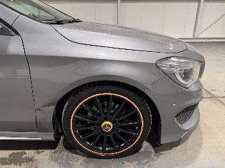 Mercedes Cla-klasse 200 ShootingBrake 115kW Automaat Orange Edition Pano picture 16