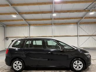 damaged passenger cars Citroën C4-picasso 1.2PureTech 96kW Tendance 7Persoons 2015/8