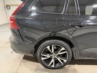Volvo V-60 2.0T6 Recharge 186kW AWD R-Design picture 16