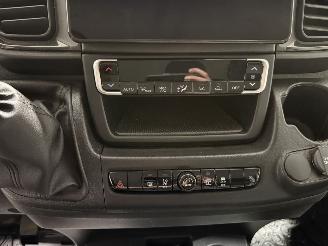 Opel Movano 2.2D 103kW D.C. HIAB Kraan 3.5T Zwaar picture 44