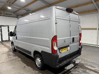Peugeot Boxer 330 2.2BlueHDI 103kW L2H2 Premium picture 12