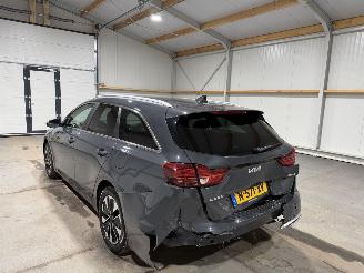Kia Ceed 1.6GDI PHEV 77kW Automaat DynamicPlusLine picture 12