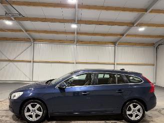 Volvo V-60 1.6 T3 110kW Airco Momentum picture 8