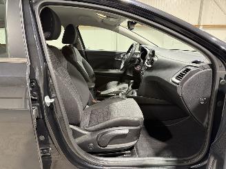 Kia Ceed 1.6CRDi 85kW Clima Camera Dynamicline picture 23