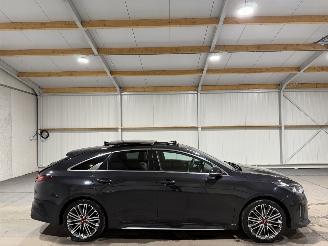 krockskadad bil motor Kia Proceed 1.4T-GDI 103kW Automaat GT-Line 2019/8