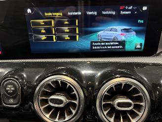 Mercedes A-klasse 35AMG 225kW Automaat 4Matic Pano Premium Plus picture 38