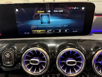 Mercedes A-klasse 35AMG 225kW Automaat 4Matic Pano Premium Plus picture 38
